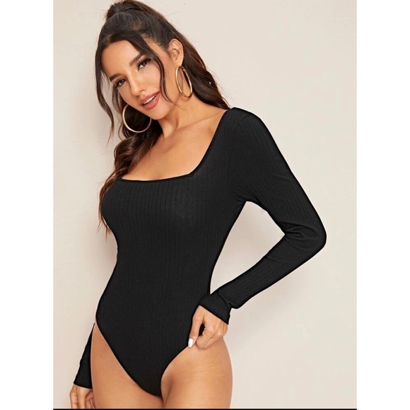 Black scoop neck bodysuit NWT - Picture 2 of 3